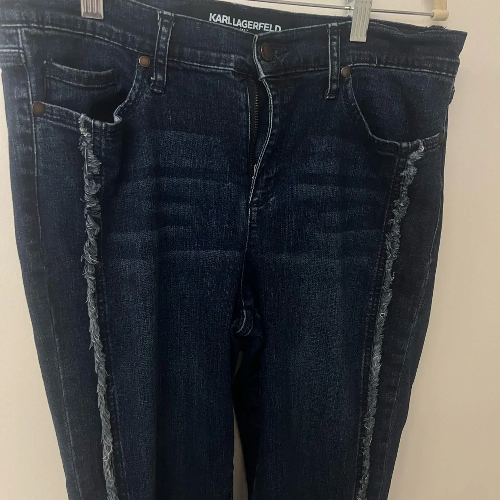 Karl Lagerfeld Paris Skinny Leg Fringe Women's Cropped Jeans Sz 10 - Picture 2 of 10